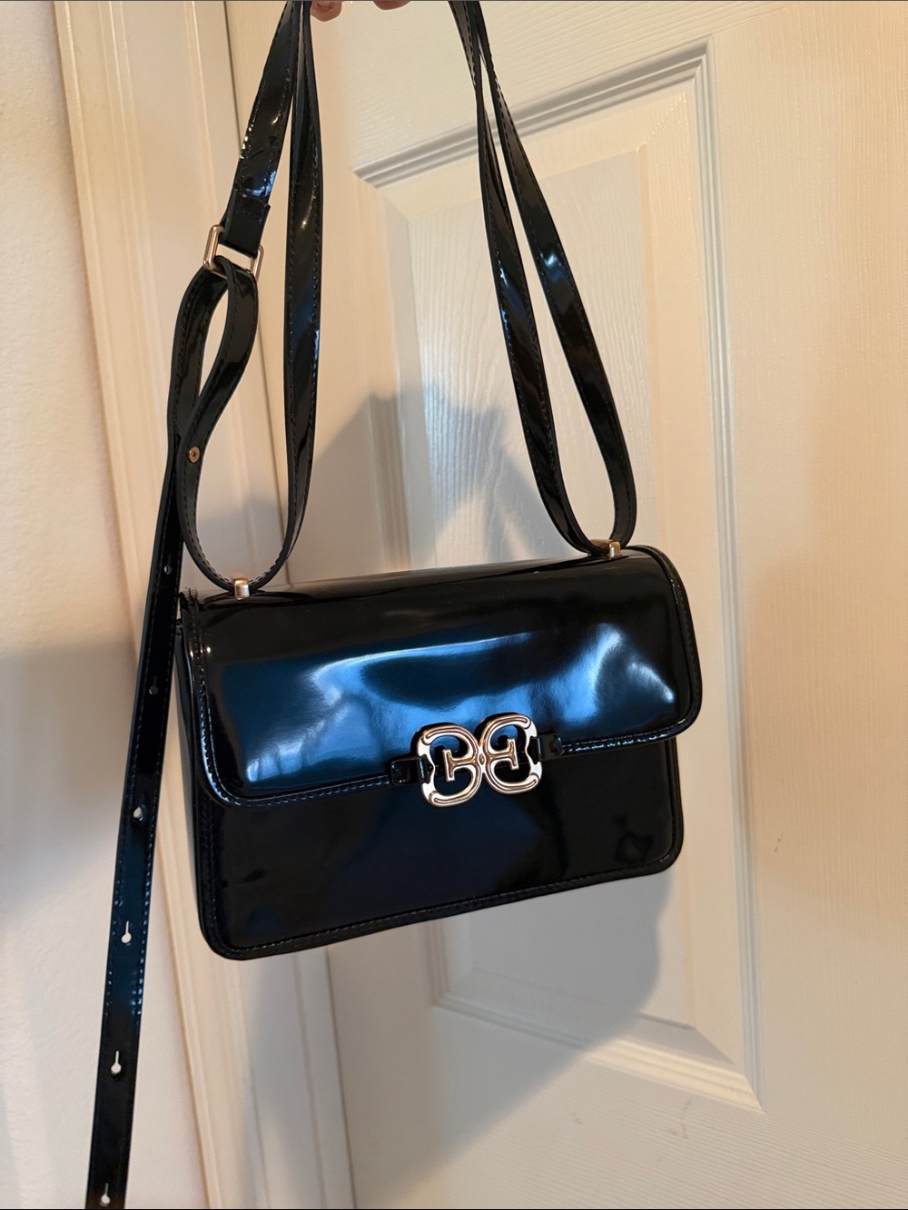 Sam Edelmon Patent Leather Crossbody Bag in Black